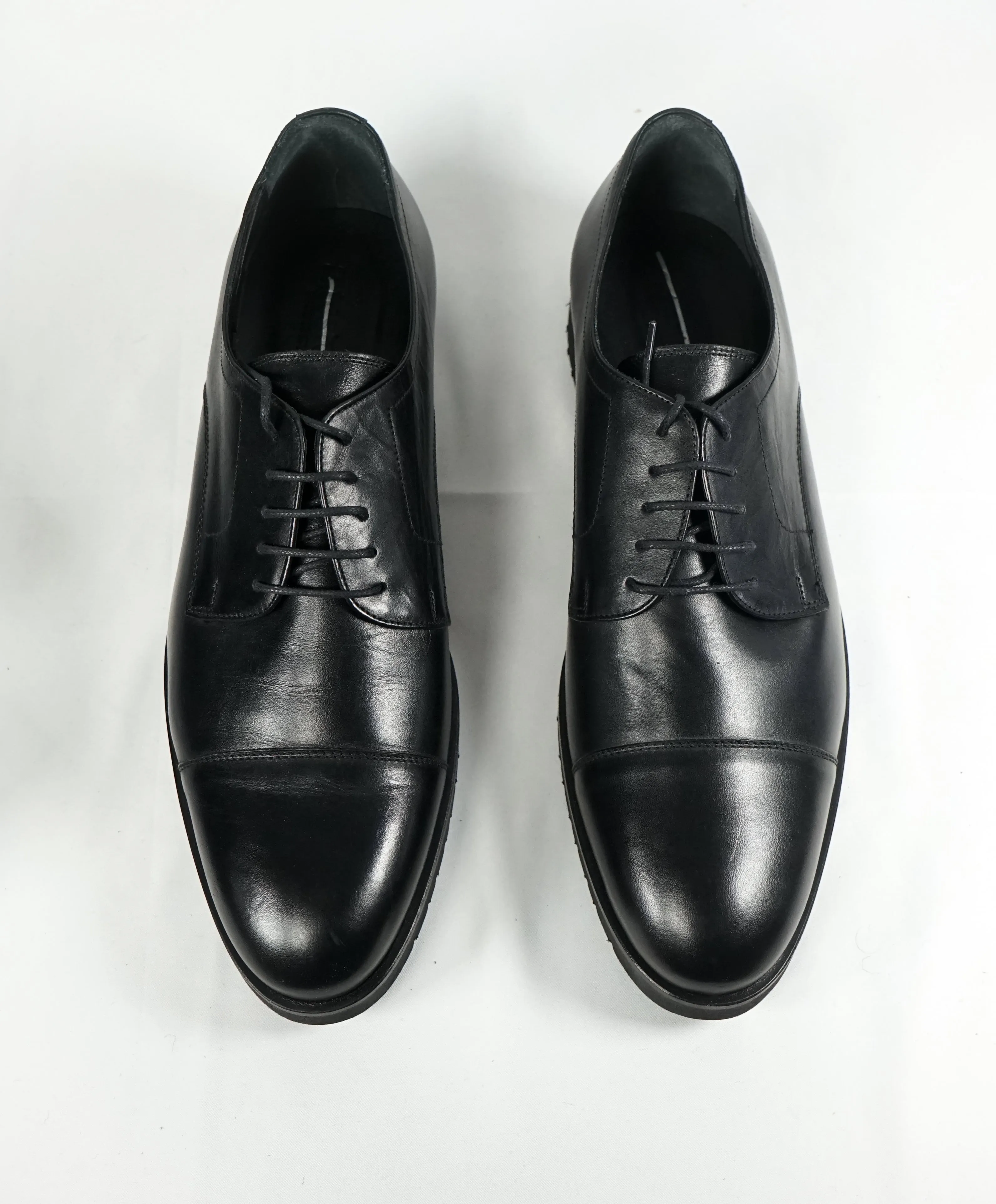 A. TESTONI - Cap Toe Derby Oxfords In Black With Ultra Light Sole - 12.5