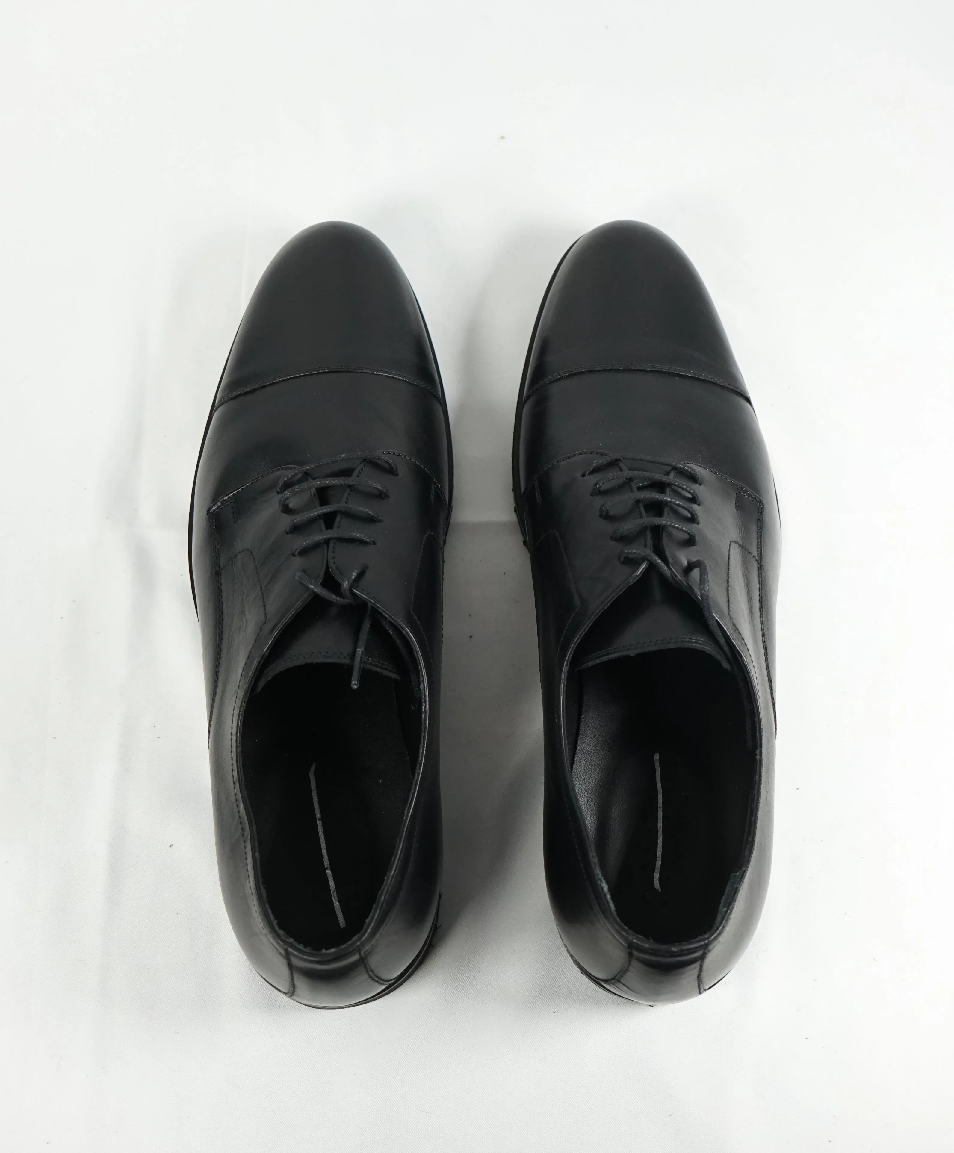 A. TESTONI - Cap Toe Derby Oxfords In Black With Ultra Light Sole - 12.5