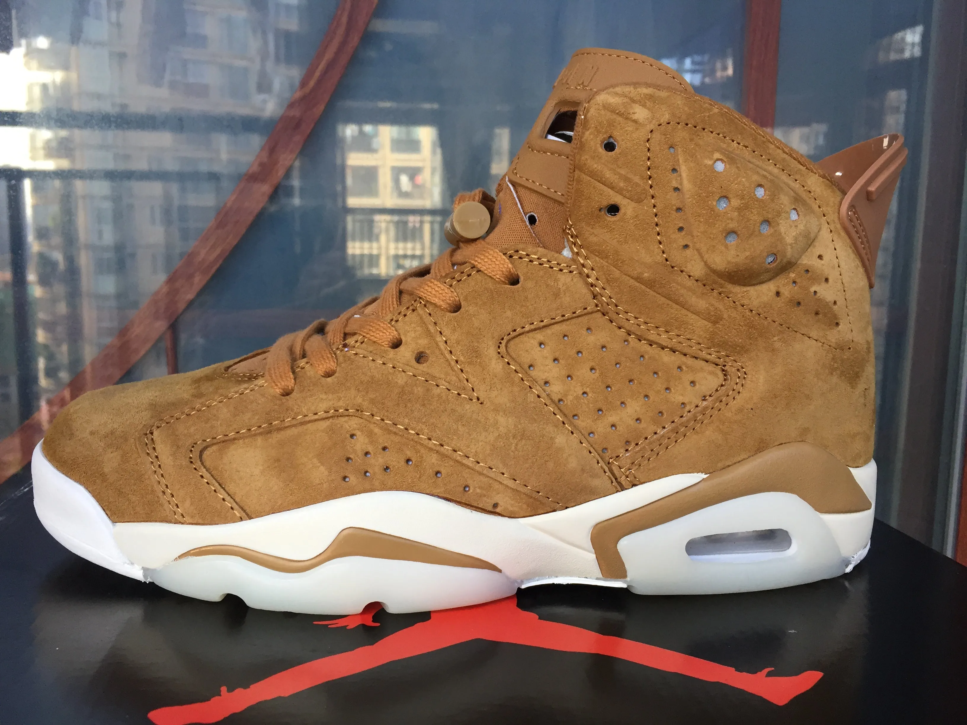 Jordan 6 Retro "Wheat"