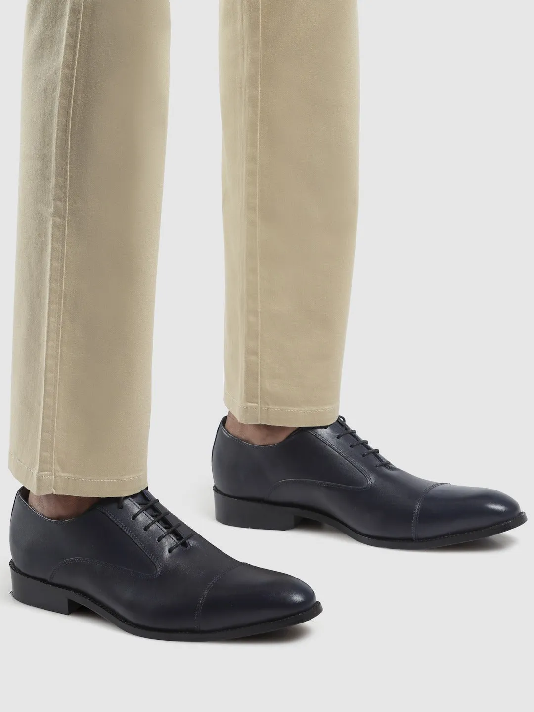 Textured Leather Formal Oxfords